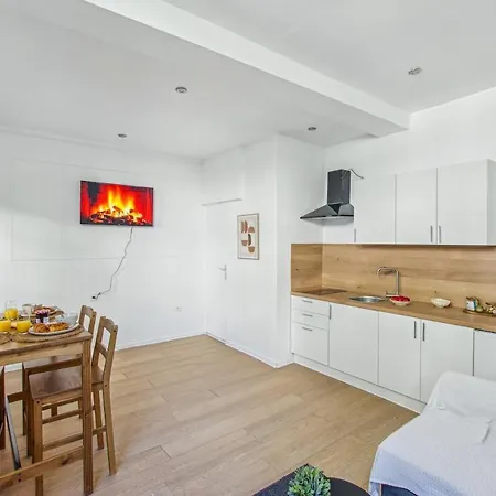 Cozy In אוברווילייה